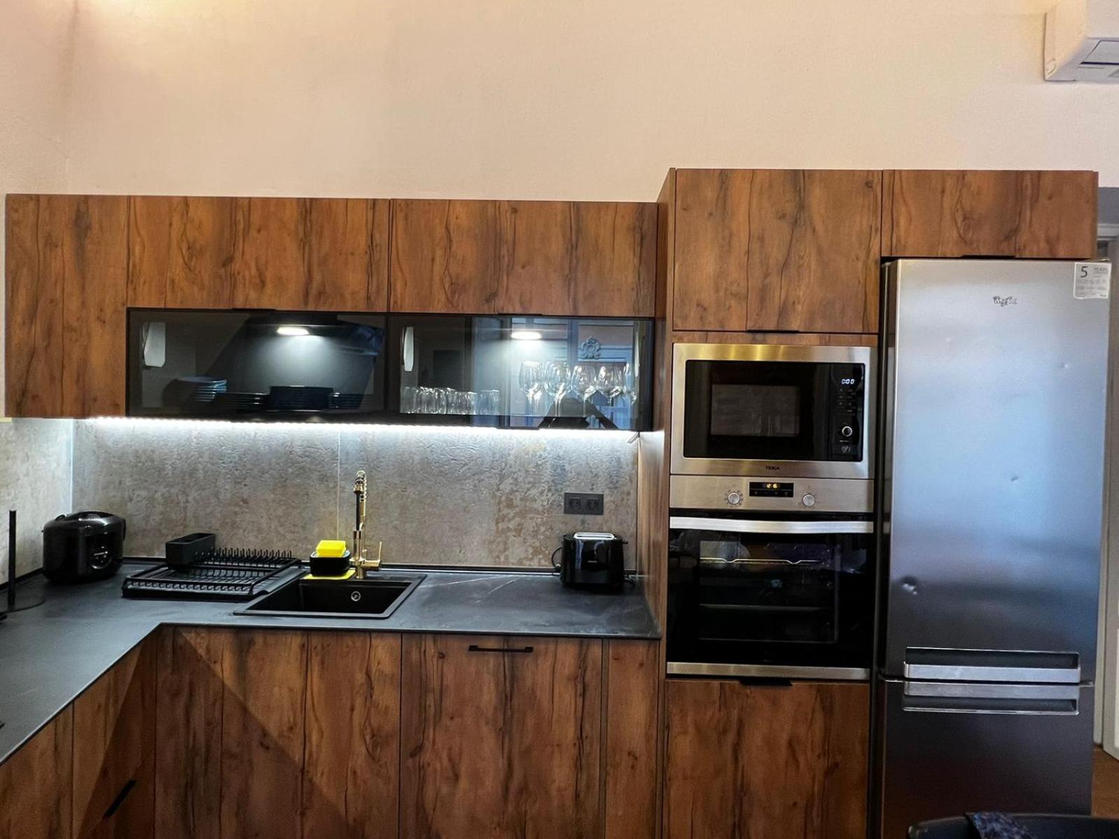 Apartamento Casa Naty, Espacioso Renovado En El Centro De *