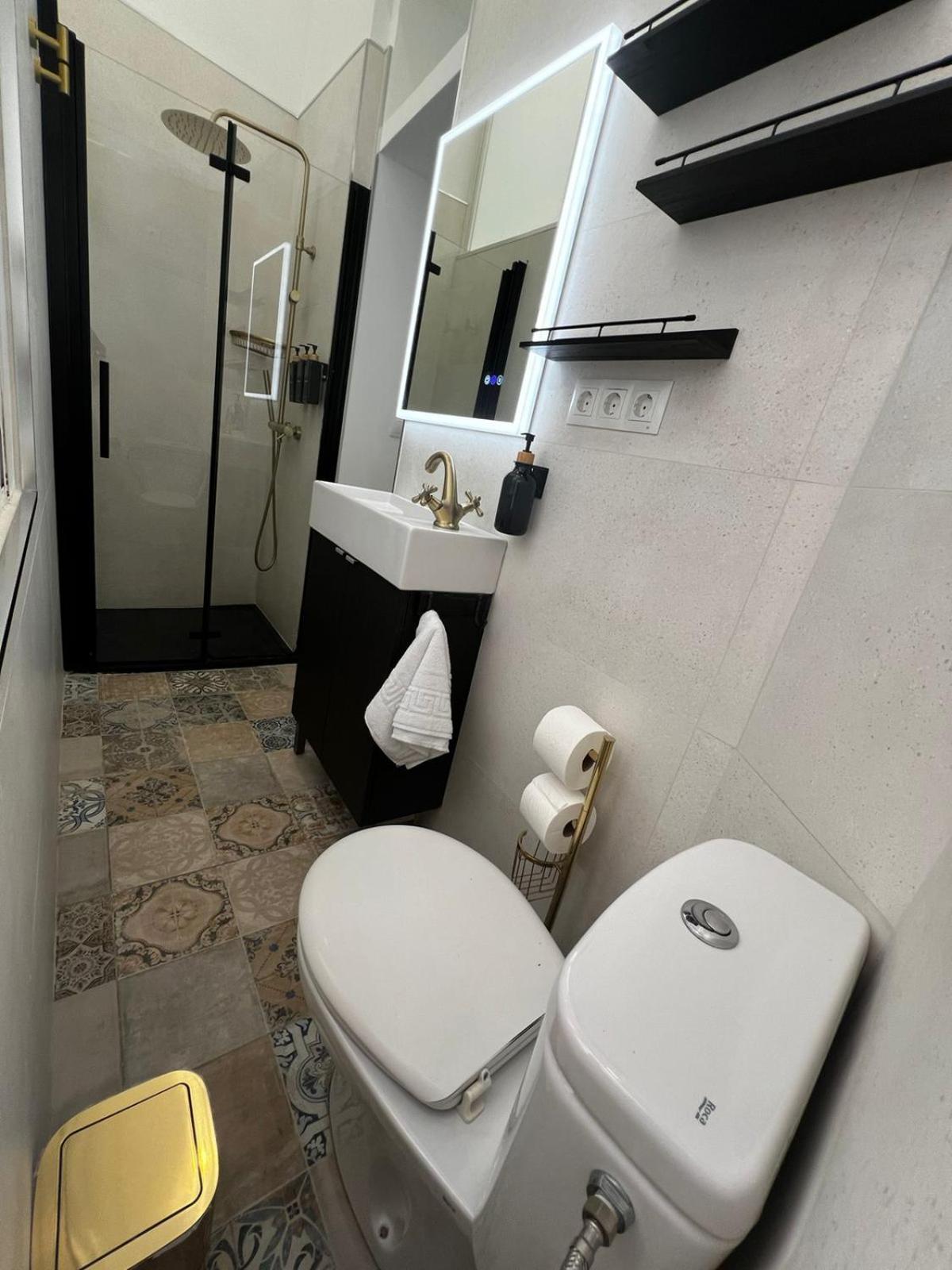 Casa Naty, Espacioso Renovado En El Centro De Apartamento